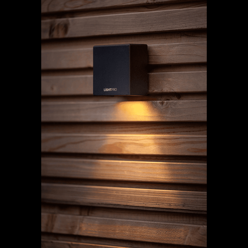 Lightpro Tiga Wall 12V 3.5W Wall Light